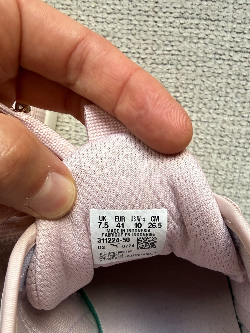 Puma Women’s Light Pink and White Athletic Sneakers - Picture 8 of 8